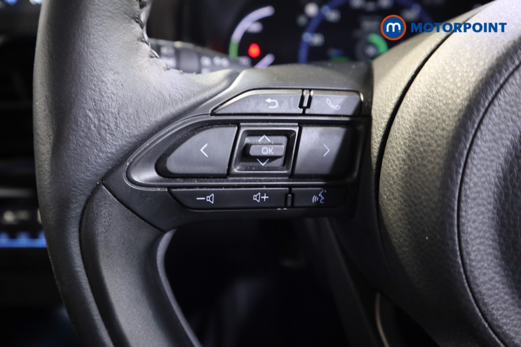 Toyota Yaris Cross Excel Automatic Petrol-Electric Hybrid Estate - Stock Number (1534722) - 3rd supplementary image