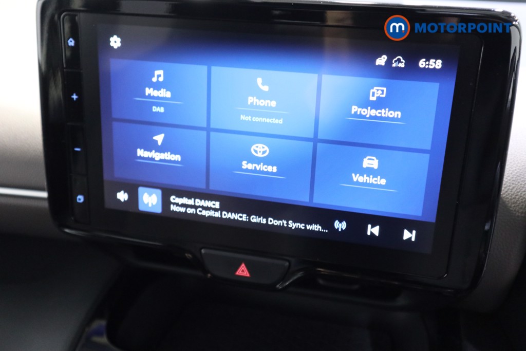 Toyota Yaris Cross Excel Automatic Petrol-Electric Hybrid Estate - Stock Number (1534722) - 6th supplementary image