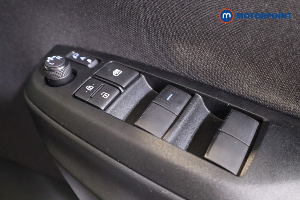 Toyota Yaris Cross Excel Automatic Petrol-Electric Hybrid Estate - Stock Number (1534722) - 10th supplementary image