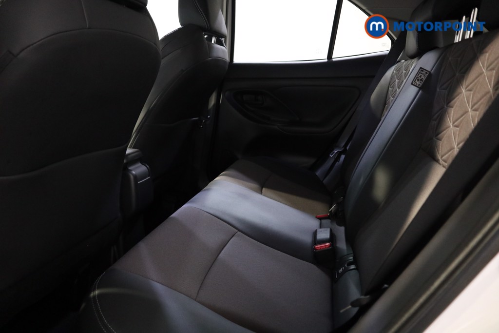 Toyota Yaris Cross Excel Automatic Petrol-Electric Hybrid Estate - Stock Number (1534722) - 12th supplementary image
