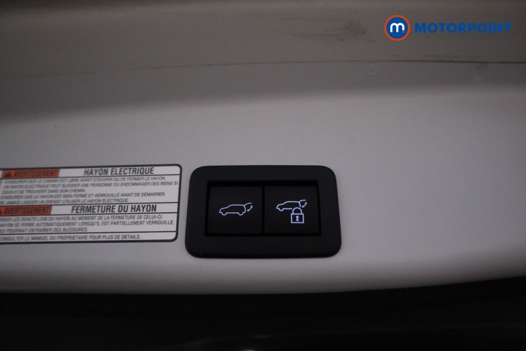Toyota Yaris Cross Excel Automatic Petrol-Electric Hybrid Estate - Stock Number (1534722) - 14th supplementary image
