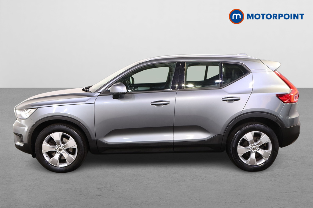 Volvo Xc40 Momentum Automatic Petrol SUV - Stock Number (1535633) - Passenger side