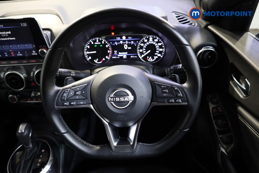 Nissan Juke N-Connecta Automatic Petrol SUV - Stock Number (1536719) - 2nd supplementary image