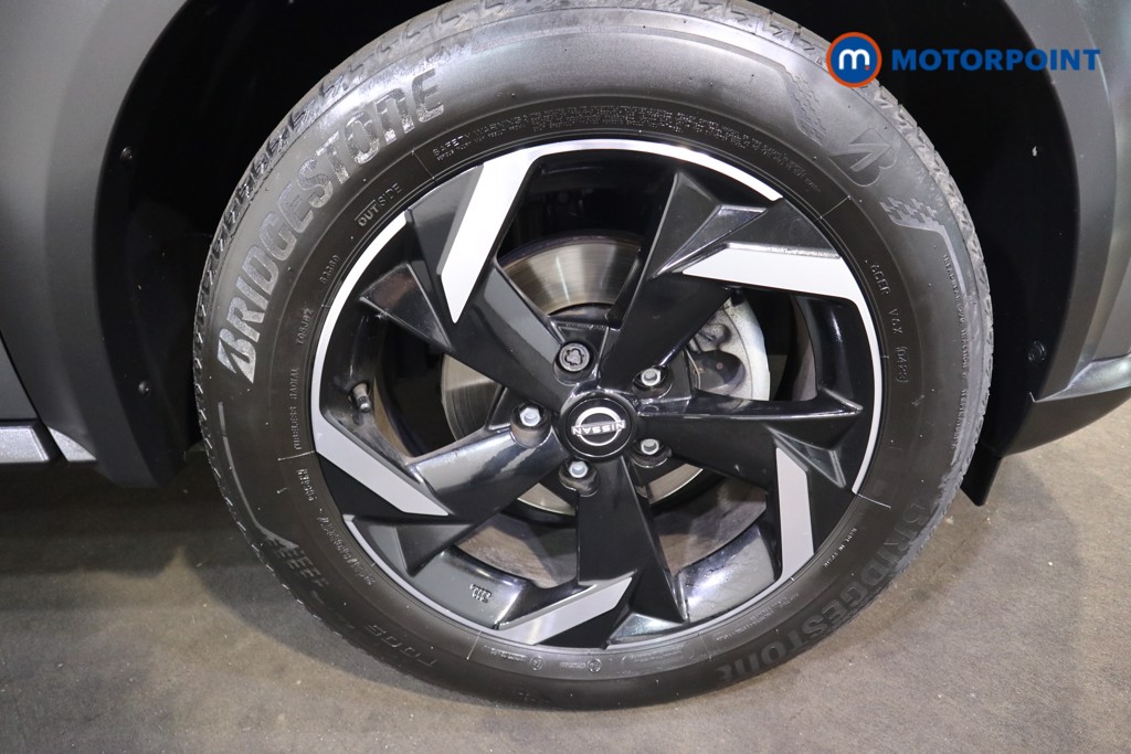 Nissan Juke N-Connecta Automatic Petrol SUV - Stock Number (1536719) - 15th supplementary image