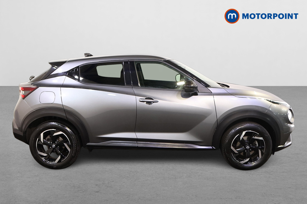 Nissan Juke N-Connecta Automatic Petrol SUV - Stock Number (1536719) - Drivers side