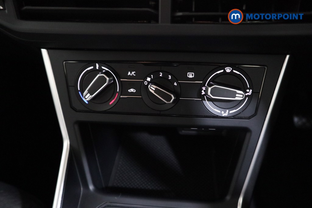 Volkswagen Polo Life Manual Petrol Hatchback - Stock Number (1536744) - 7th supplementary image