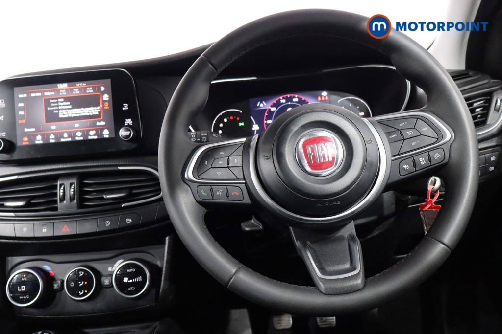 Fiat Tipo Cross RED Manual Petrol Hatchback - Stock Number (1537381) - 3rd supplementary image