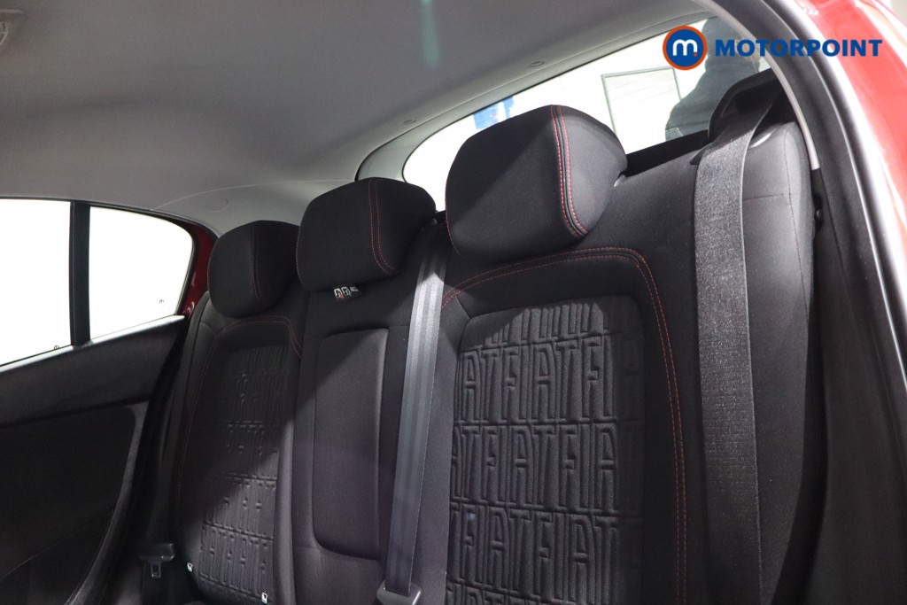 Fiat Tipo Cross RED Manual Petrol Hatchback - Stock Number (1537381) - 5th supplementary image
