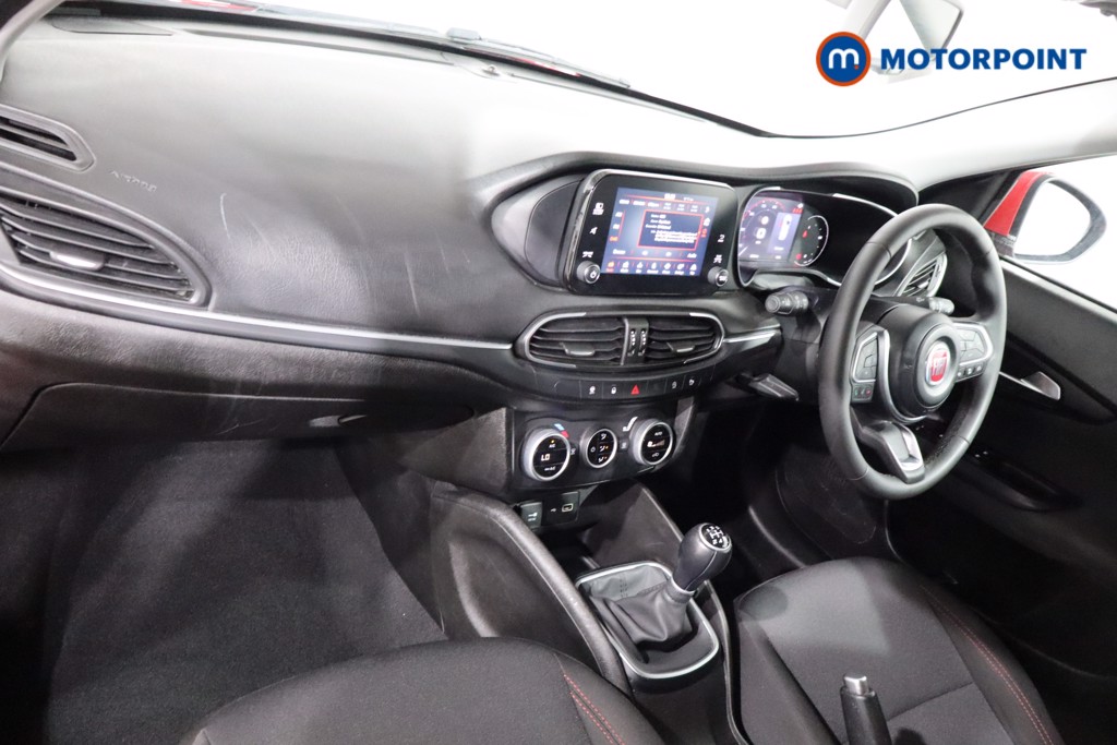 Fiat Tipo Cross RED Manual Petrol Hatchback - Stock Number (1537381) - 1st supplementary image