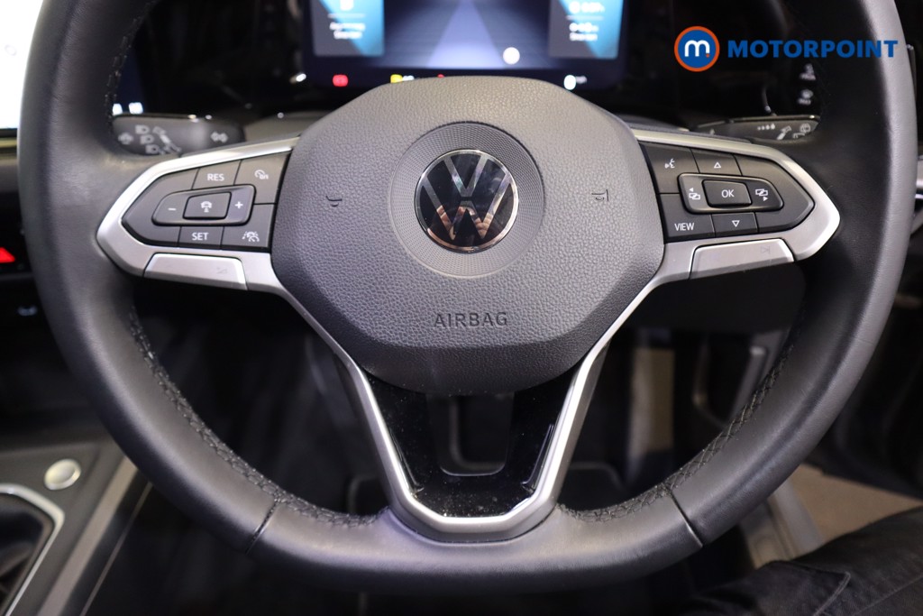 Volkswagen Golf Style Manual Petrol Hatchback - Stock Number (1541815) - 4th supplementary image