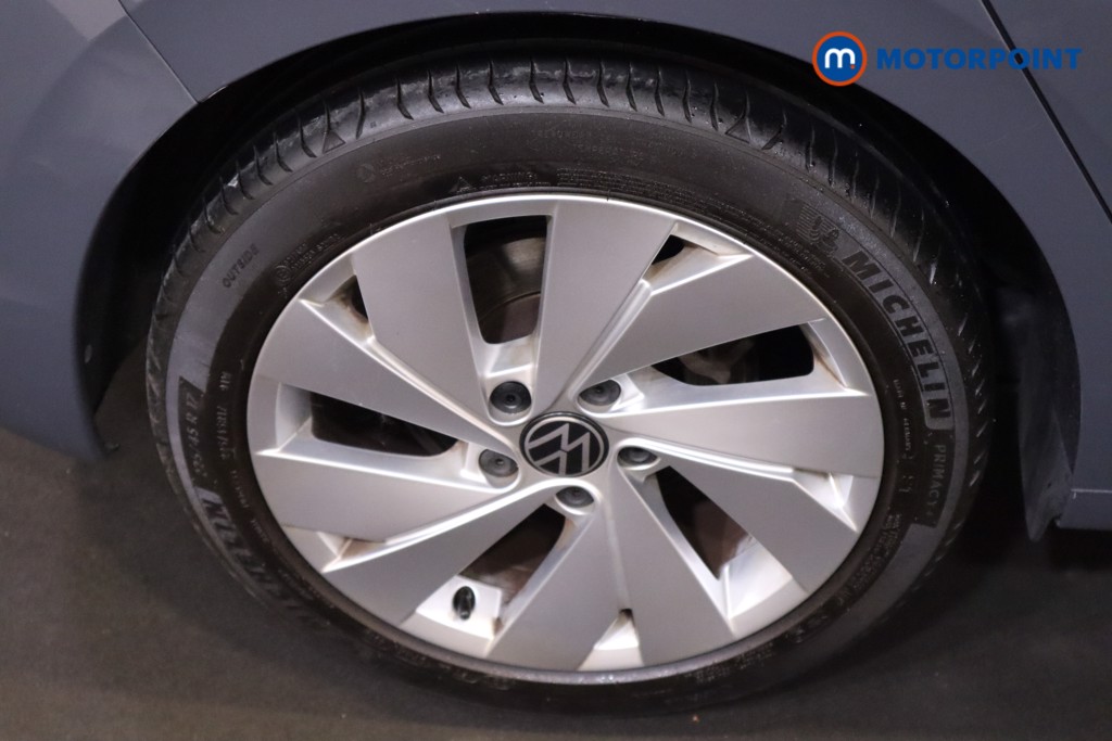 Volkswagen Golf Style Manual Petrol Hatchback - Stock Number (1541815) - 12th supplementary image
