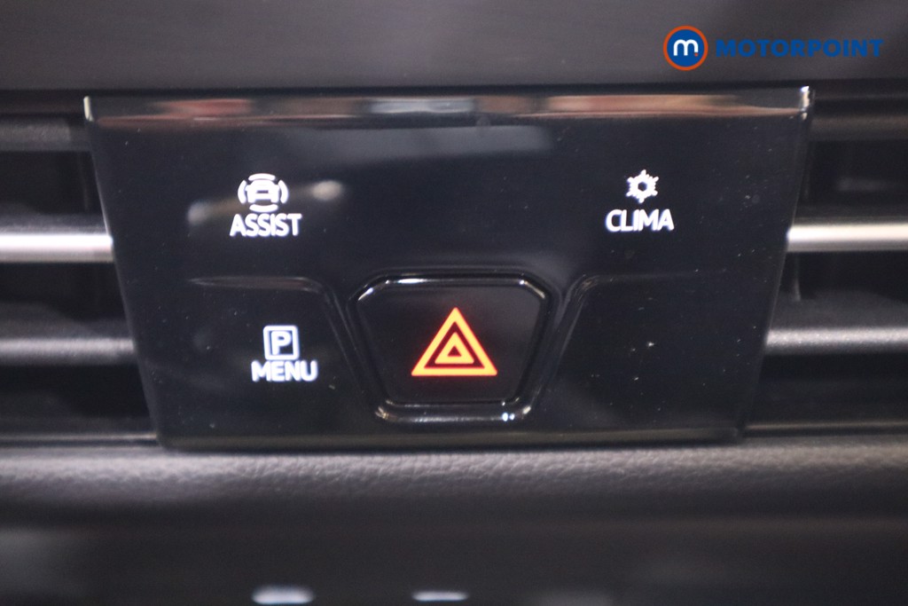 Volkswagen Golf Style Manual Petrol Hatchback - Stock Number (1541815) - 16th supplementary image