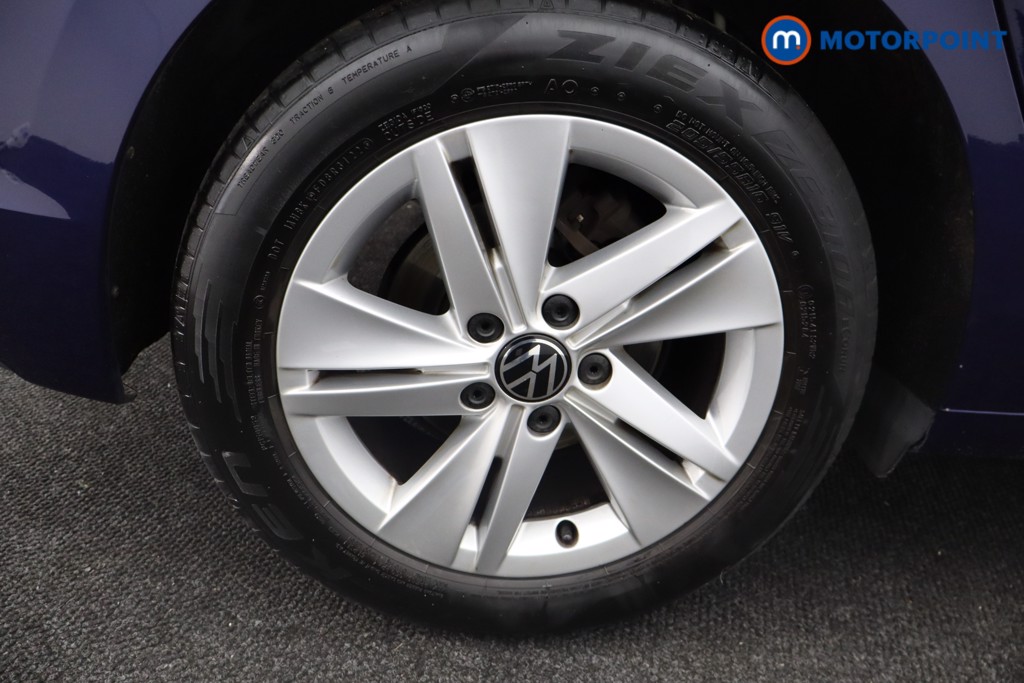 Volkswagen Golf Life Manual Petrol Hatchback - Stock Number (1541944) - 2nd supplementary image