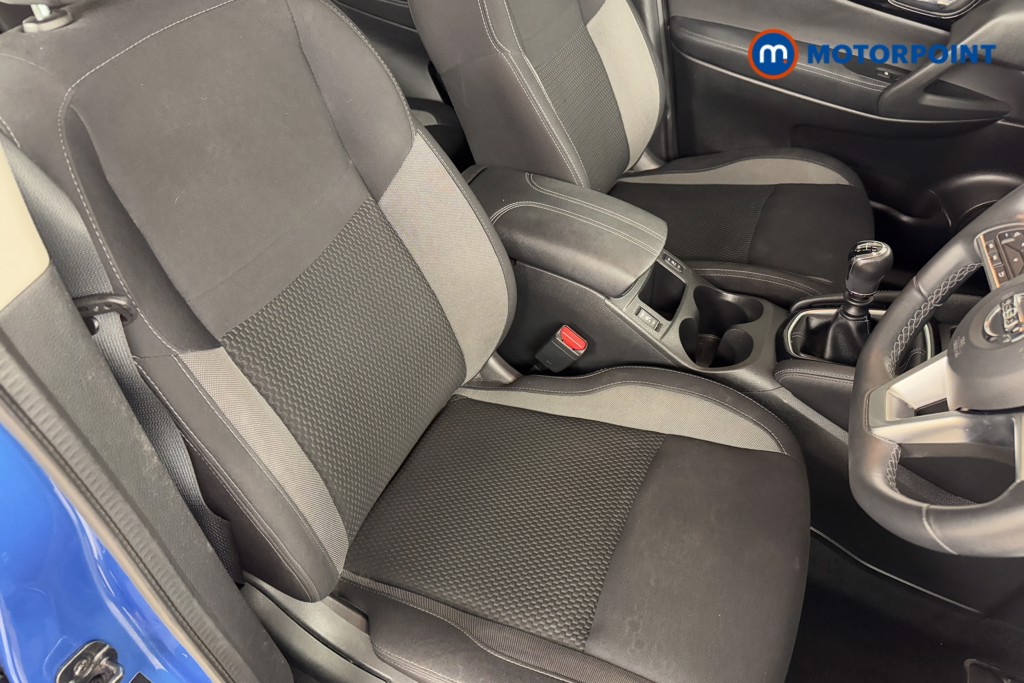 Nissan Qashqai Acenta Premium Manual Petrol SUV - Stock Number (1542262) - 5th supplementary image