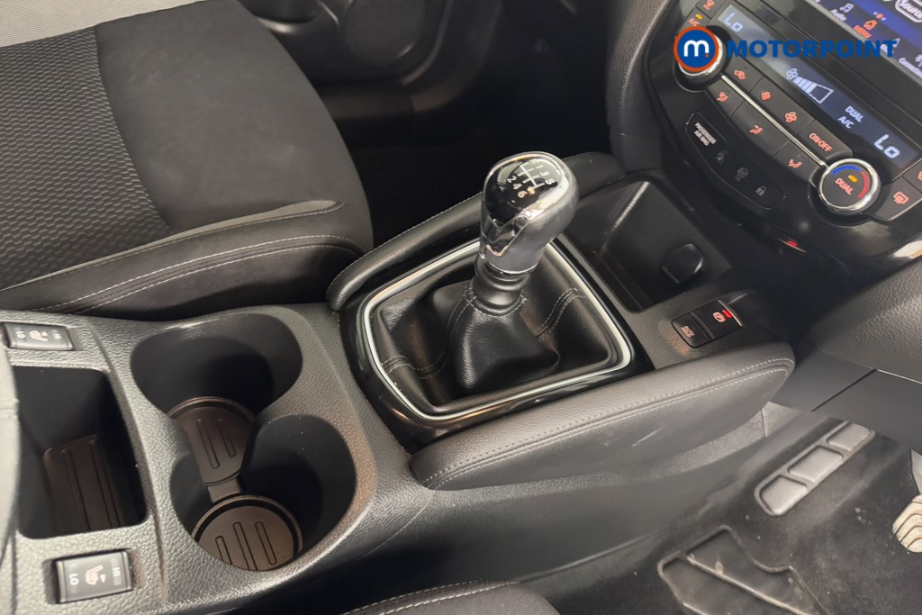 Nissan Qashqai Acenta Premium Manual Petrol SUV - Stock Number (1542262) - 10th supplementary image