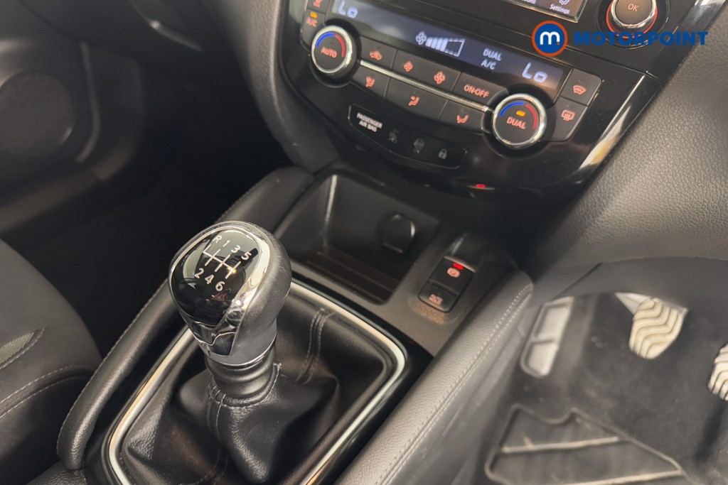 Nissan Qashqai Acenta Premium Manual Petrol SUV - Stock Number (1542262) - 11th supplementary image