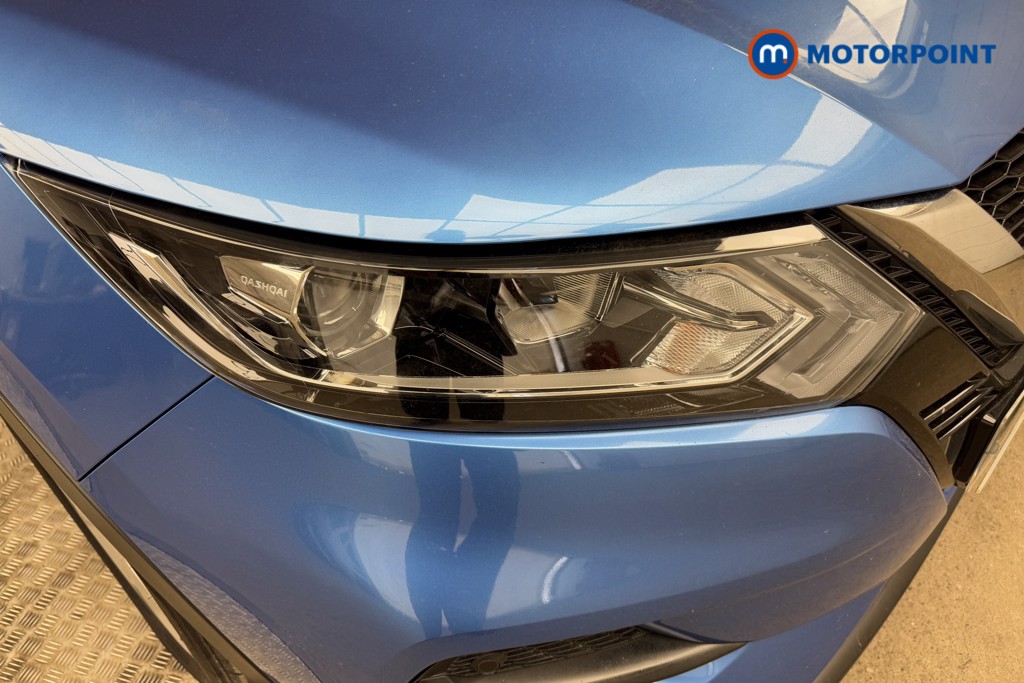 Nissan Qashqai Acenta Premium Manual Petrol SUV - Stock Number (1542262) - 16th supplementary image