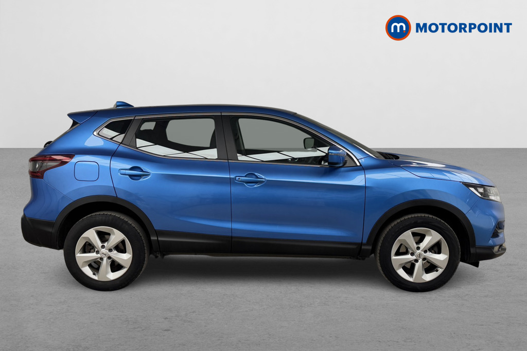 Nissan Qashqai Acenta Premium Manual Petrol SUV - Stock Number (1542262) - Drivers side