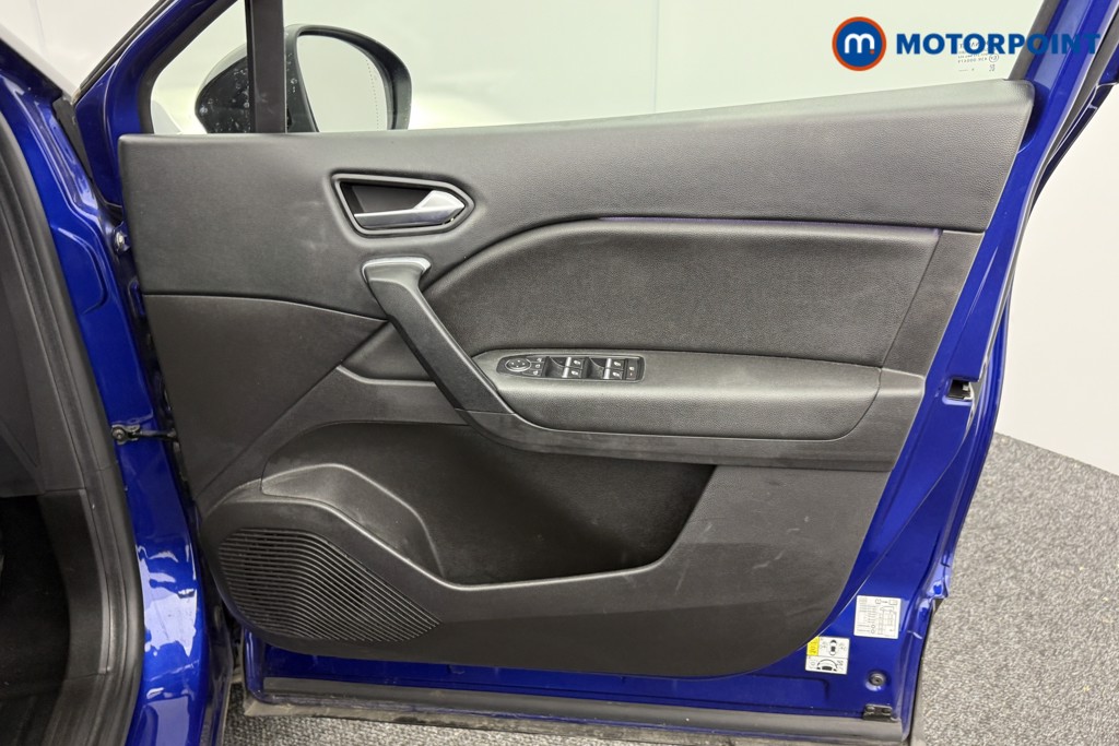 Renault Captur S Edition Automatic Petrol SUV - Stock Number (1542808) - 16th supplementary image