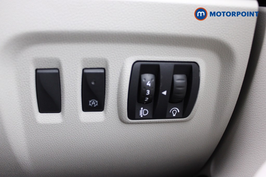 Renault Captur Gt Line Manual Petrol SUV - Stock Number (1543252) - 13th supplementary image