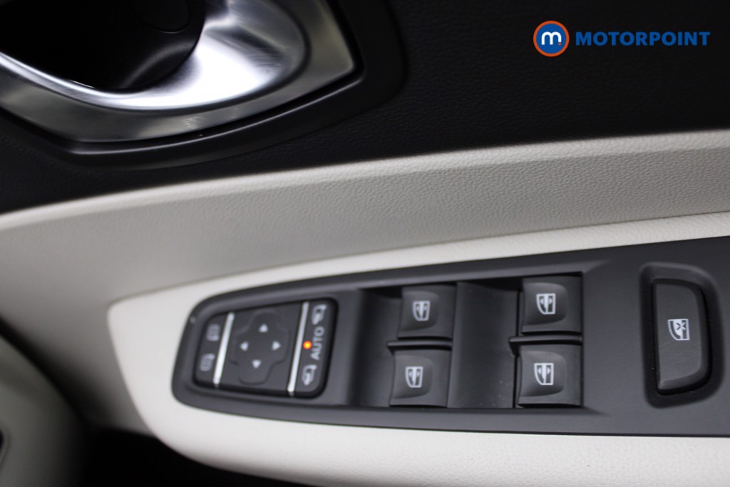 Renault Captur Gt Line Manual Petrol SUV - Stock Number (1543252) - 15th supplementary image