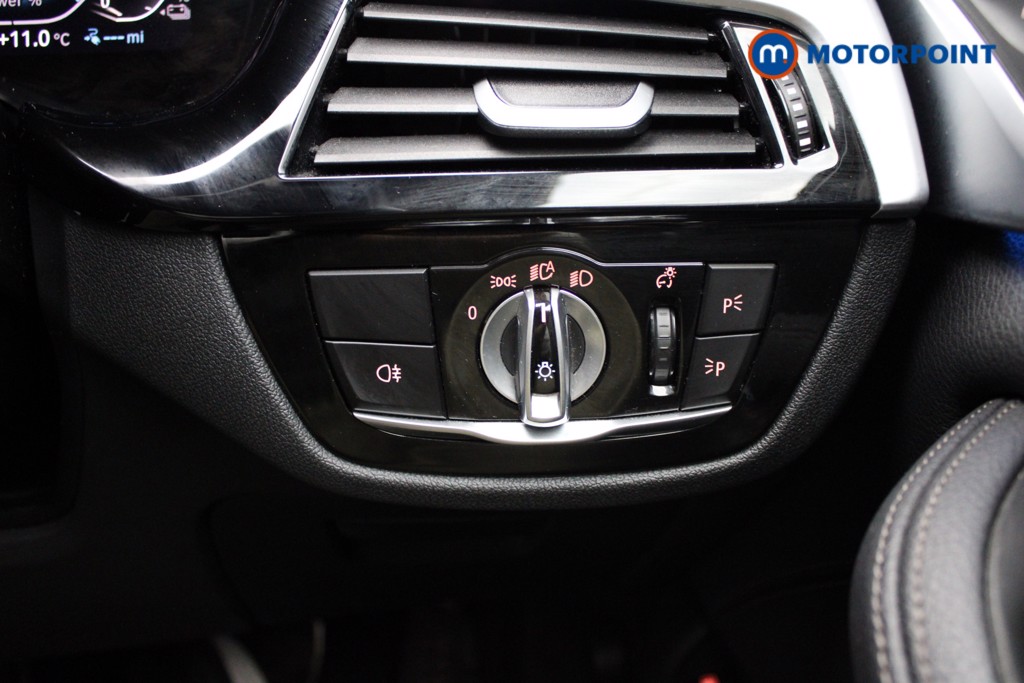 BMW 5 Series M Sport Automatic Petrol Plug-In Hybrid Saloon - Stock Number (1543728) - 13th supplementary image