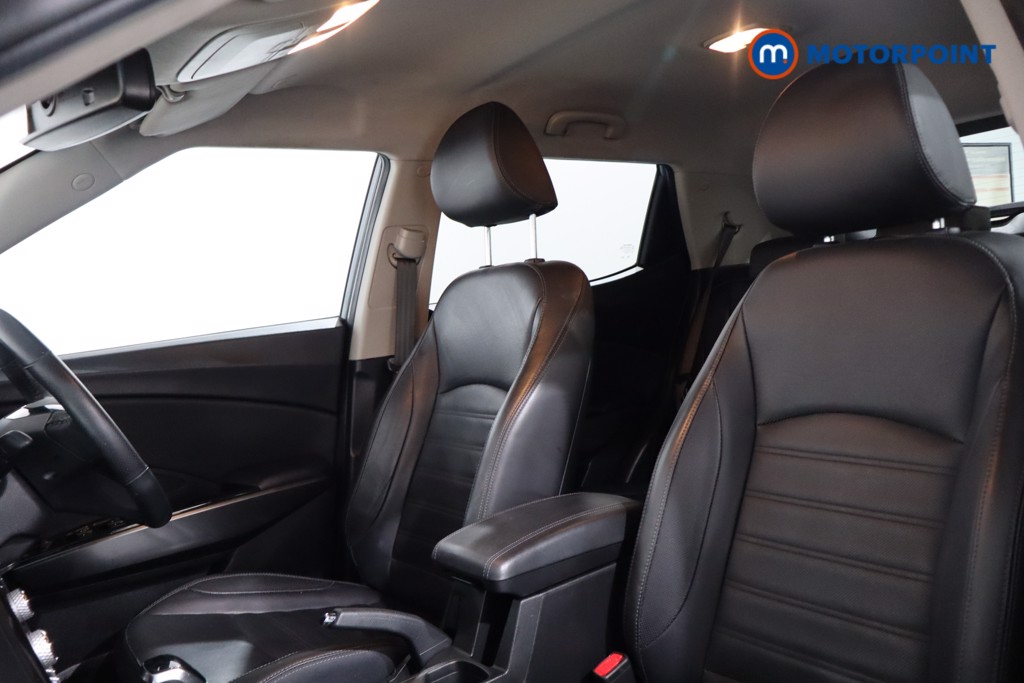 Ssangyong Tivoli Ultimate Automatic Petrol SUV - Stock Number (1543956) - 4th supplementary image