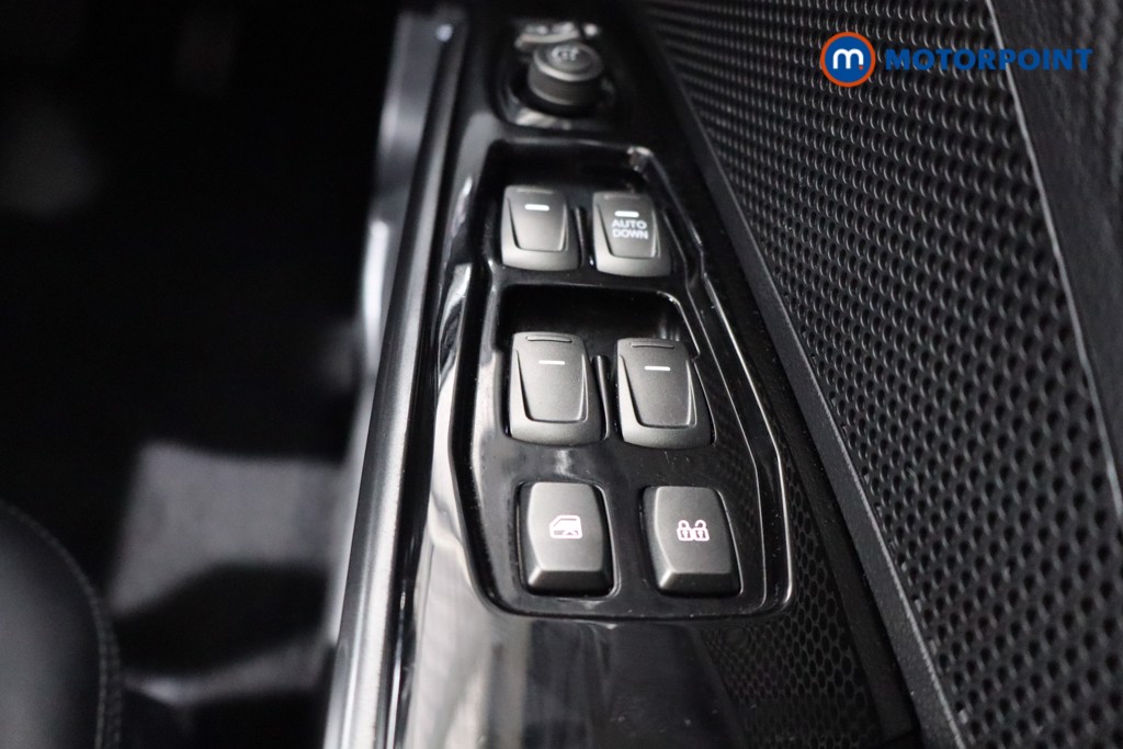 Ssangyong Tivoli Ultimate Automatic Petrol SUV - Stock Number (1543956) - 17th supplementary image