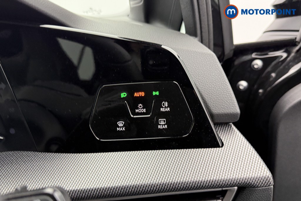 Volkswagen Golf R-Line Manual Petrol Hatchback - Stock Number (1544349) - 13th supplementary image