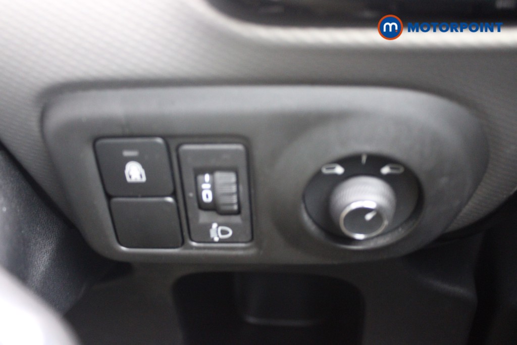 Citroen C4 Cactus Flair Automatic Petrol SUV - Stock Number (1544372) - 12th supplementary image
