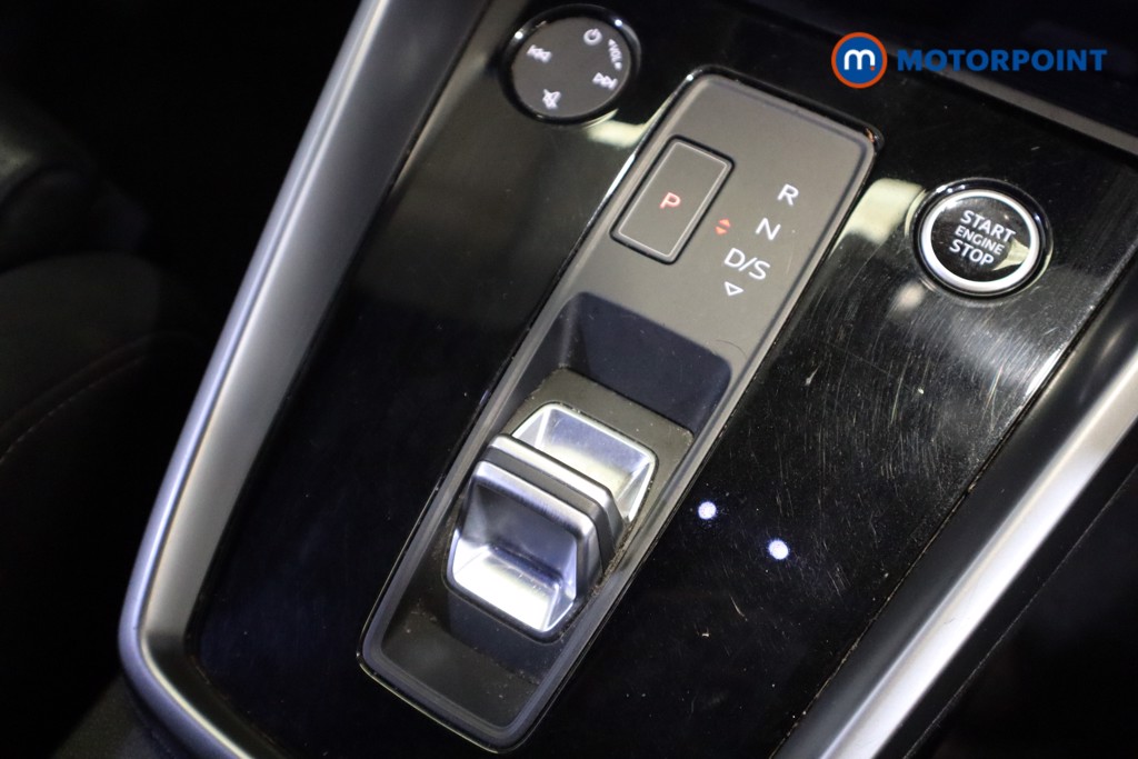Audi A3 S Line Automatic Petrol Hatchback - Stock Number (1544665) - 5th supplementary image