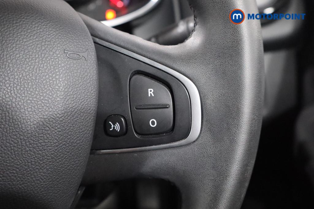 Renault Clio Iconic Manual Petrol Hatchback - Stock Number (1544986) - 9th supplementary image