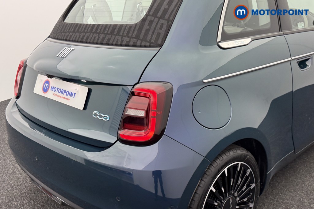 Fiat 500 La Prima Automatic Electric Convertible - Stock Number (1545452) - 25th supplementary image
