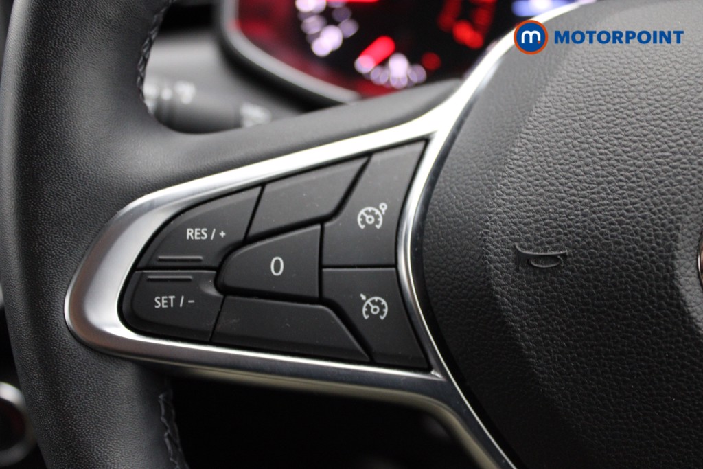 Renault Clio Play Manual Petrol Hatchback - Stock Number (1545468) - 9th supplementary image