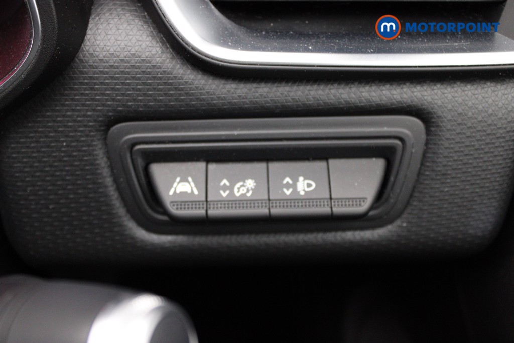 Renault Clio Play Manual Petrol Hatchback - Stock Number (1545468) - 11th supplementary image