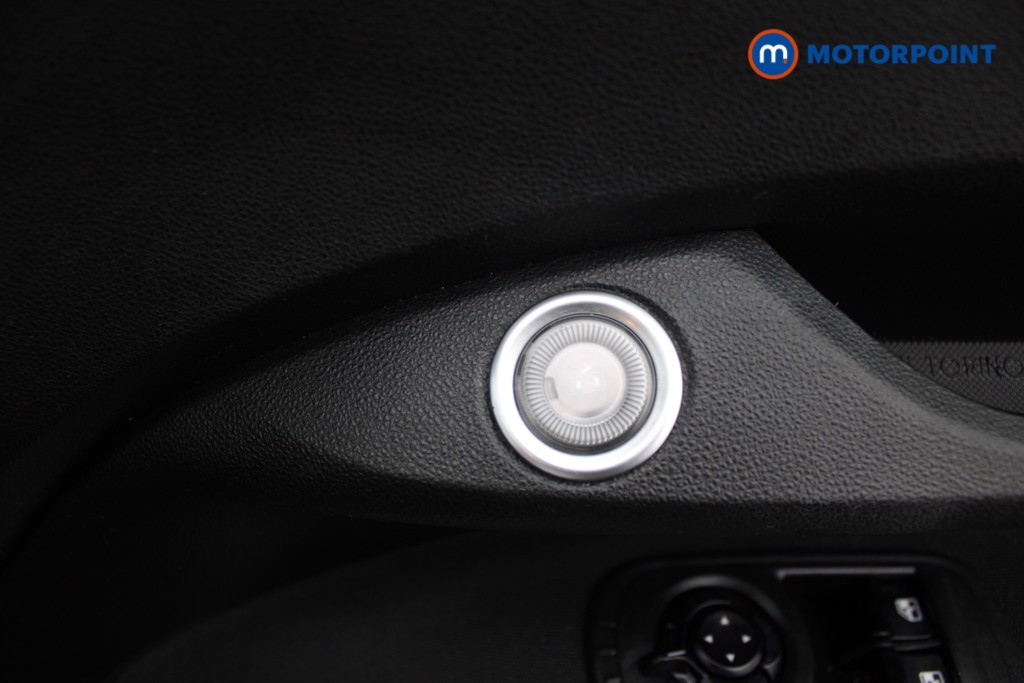 Fiat 500 RED Automatic Electric Hatchback - Stock Number (1545746) - 13th supplementary image