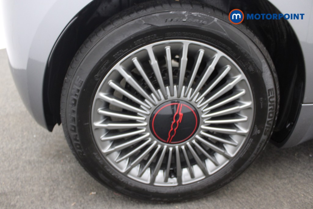 Fiat 500 RED Automatic Electric Hatchback - Stock Number (1545746) - 17th supplementary image