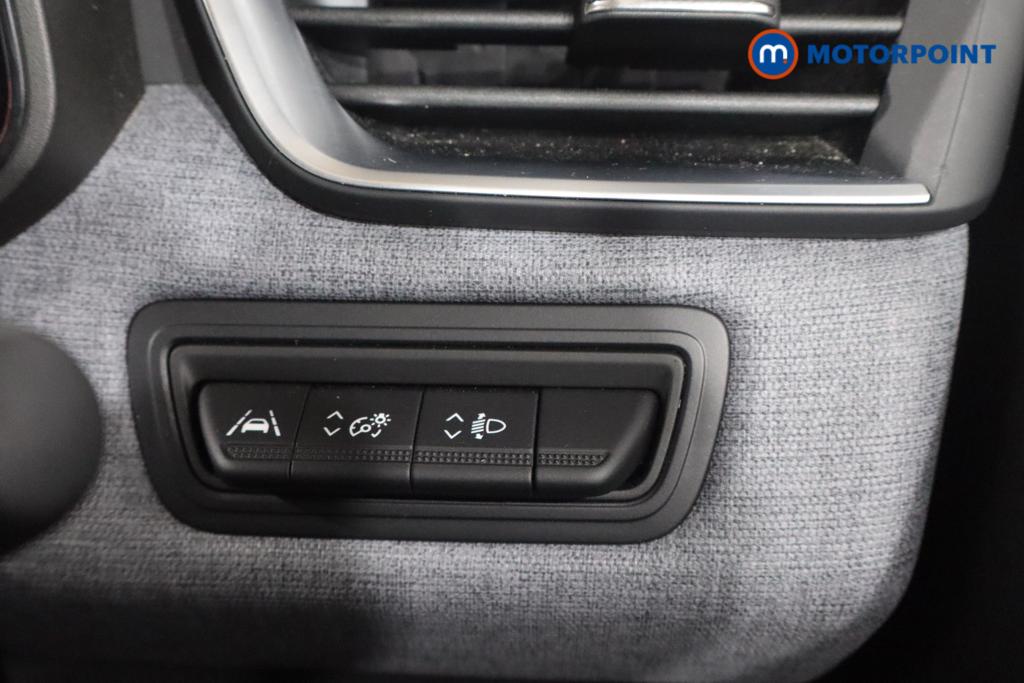 Renault Clio Evolution Manual Petrol Hatchback - Stock Number (1546239) - 10th supplementary image