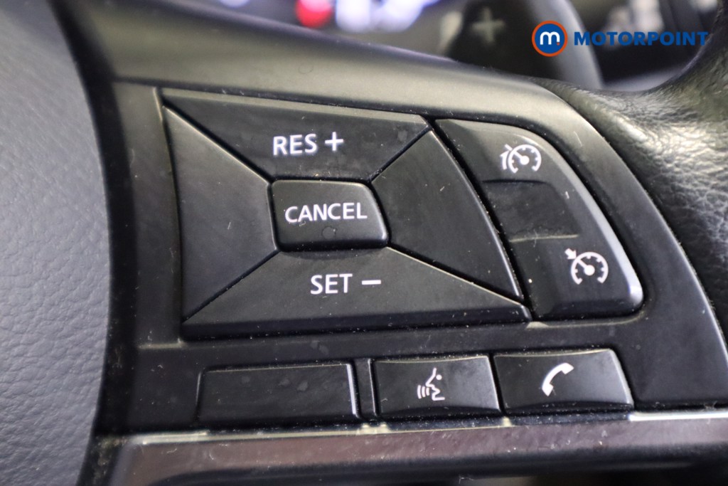 Nissan Juke N-Connecta Automatic Petrol SUV - Stock Number (1546246) - 19th supplementary image