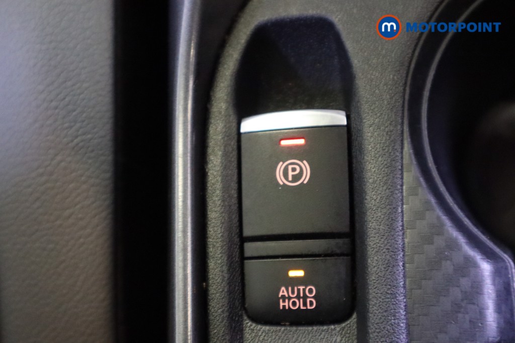 Nissan Juke N-Connecta Automatic Petrol SUV - Stock Number (1546246) - 26th supplementary image