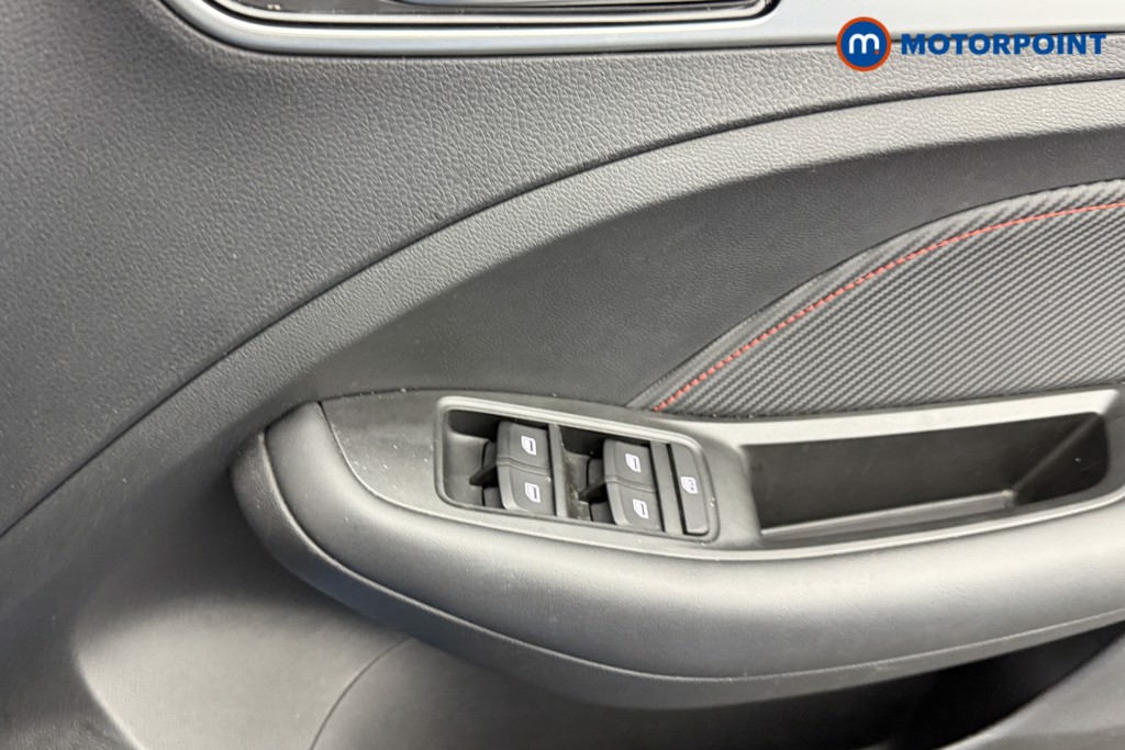 Mg Motor Uk ZS Exclusive Manual Petrol SUV - Stock Number (1546384) - 15th supplementary image