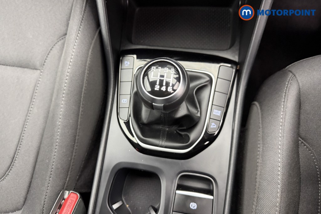 Hyundai Tucson Se Connect Manual Petrol SUV - Stock Number (1546392) - 12th supplementary image