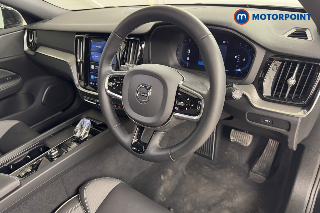 Volvo V60 Plus Automatic Petrol Estate - Stock Number (1546495) - 7th supplementary image