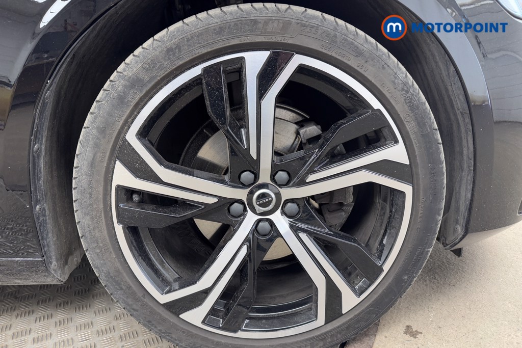 Volvo V60 Plus Automatic Petrol Estate - Stock Number (1546495) - 23rd supplementary image