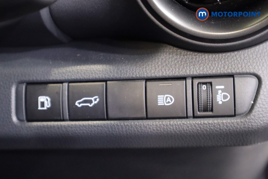 Toyota C-Hr Design Automatic Petrol-Electric Hybrid SUV - Stock Number (1546905) - 14th supplementary image