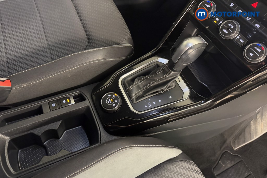 Volkswagen T-Roc R Automatic Petrol SUV - Stock Number (1546909) - 10th supplementary image