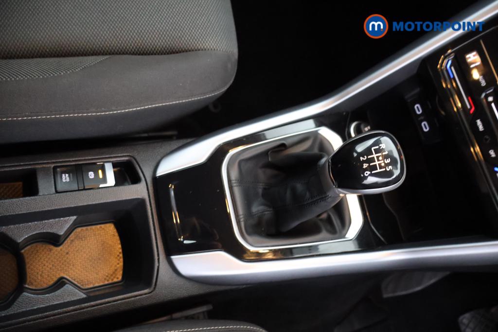 Volkswagen T-Roc Life Manual Petrol SUV - Stock Number (1546957) - 6th supplementary image