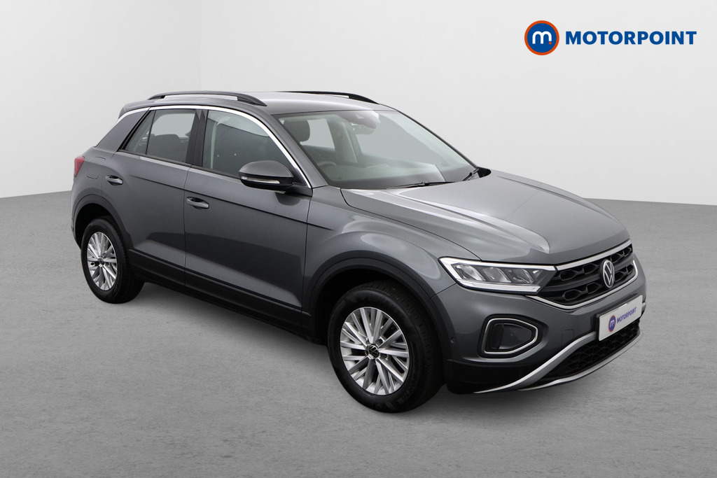 Volkswagen T-Roc Life Manual Petrol SUV - Stock Number (1546957) - Drivers side front corner
