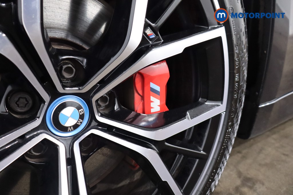 BMW 5 Series M Sport Automatic Petrol Plug-In Hybrid Estate - Stock Number (1546964) - 23rd supplementary image