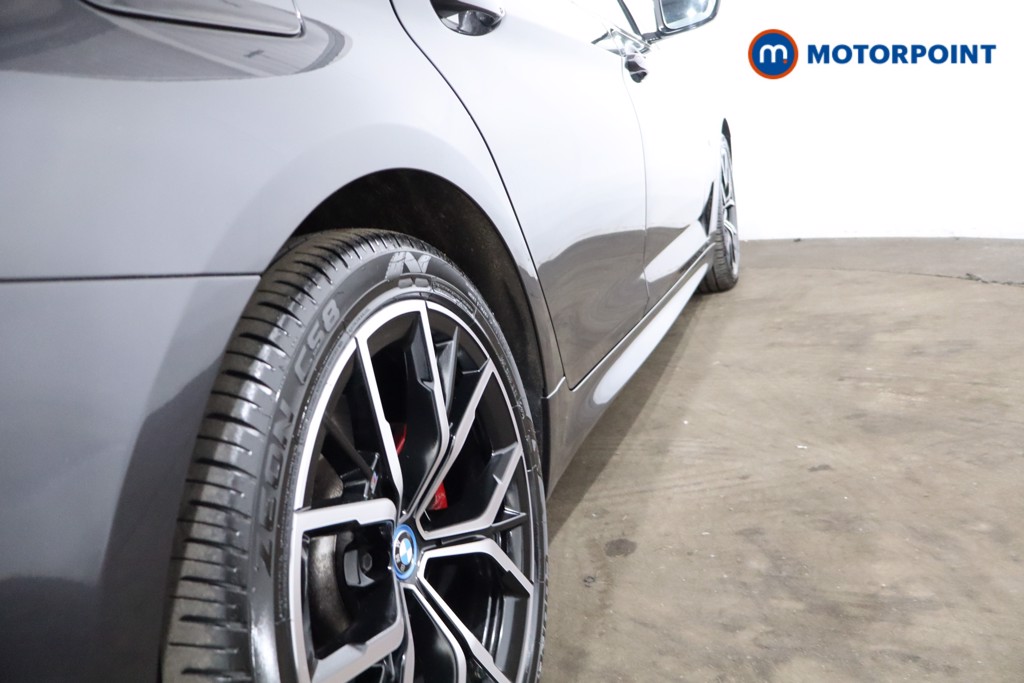 BMW 5 Series M Sport Automatic Petrol Plug-In Hybrid Estate - Stock Number (1546964) - 27th supplementary image